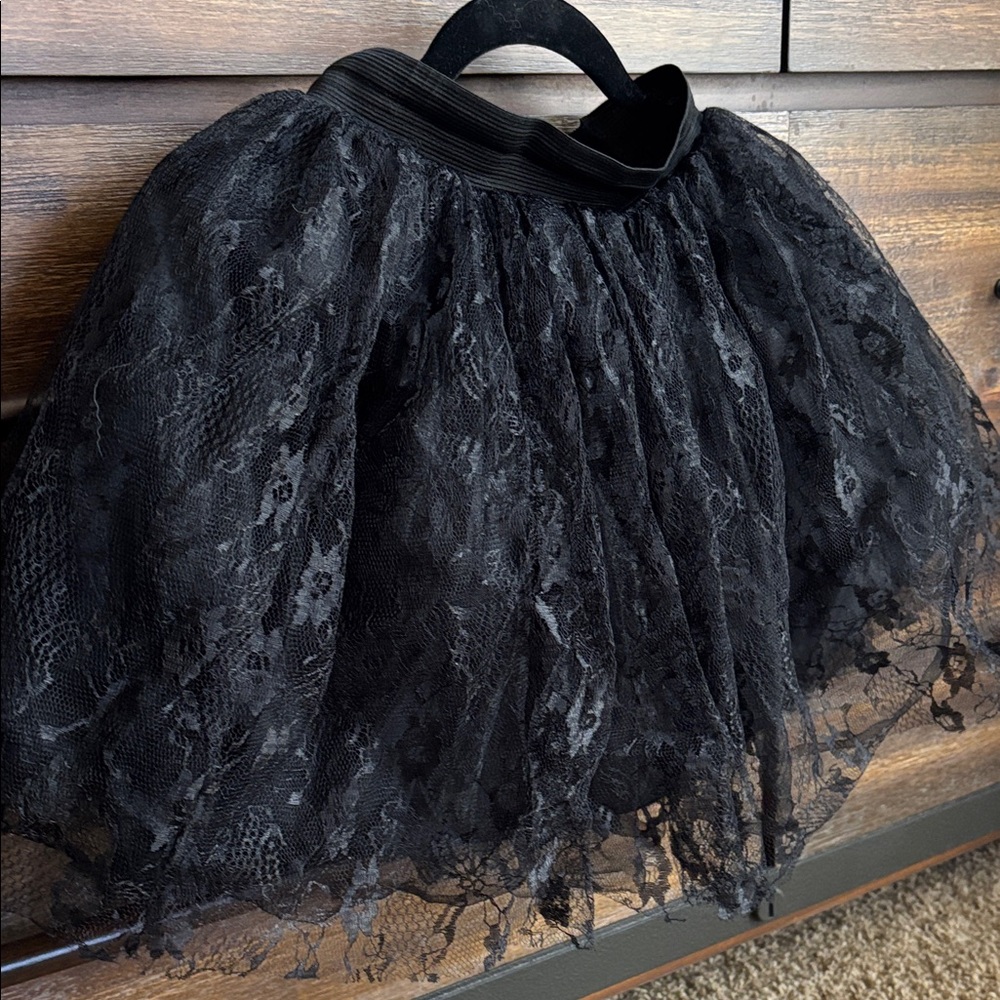 Girls Black and White Lace Skirt Tutu size 6